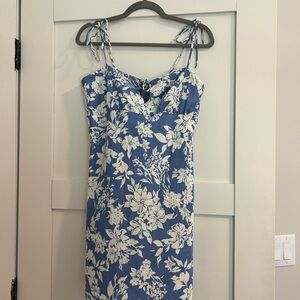 Wild Fable Blue and White Patterned Top